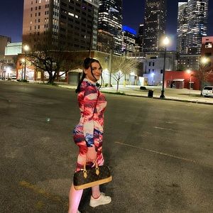 Meet your Posher, Starr